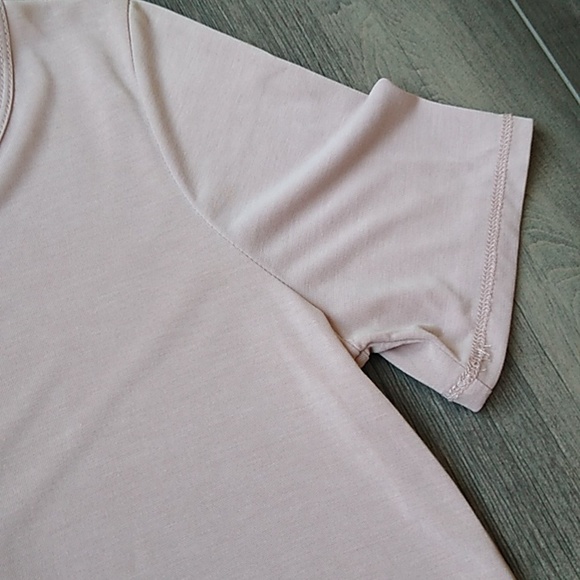 MOTE DUSTY PINK HIGH LOW RUFFLED SHORT SLEEVE SHIRT WITH DRAWSTRING BACK SIZE SM - Picture 4 of 9